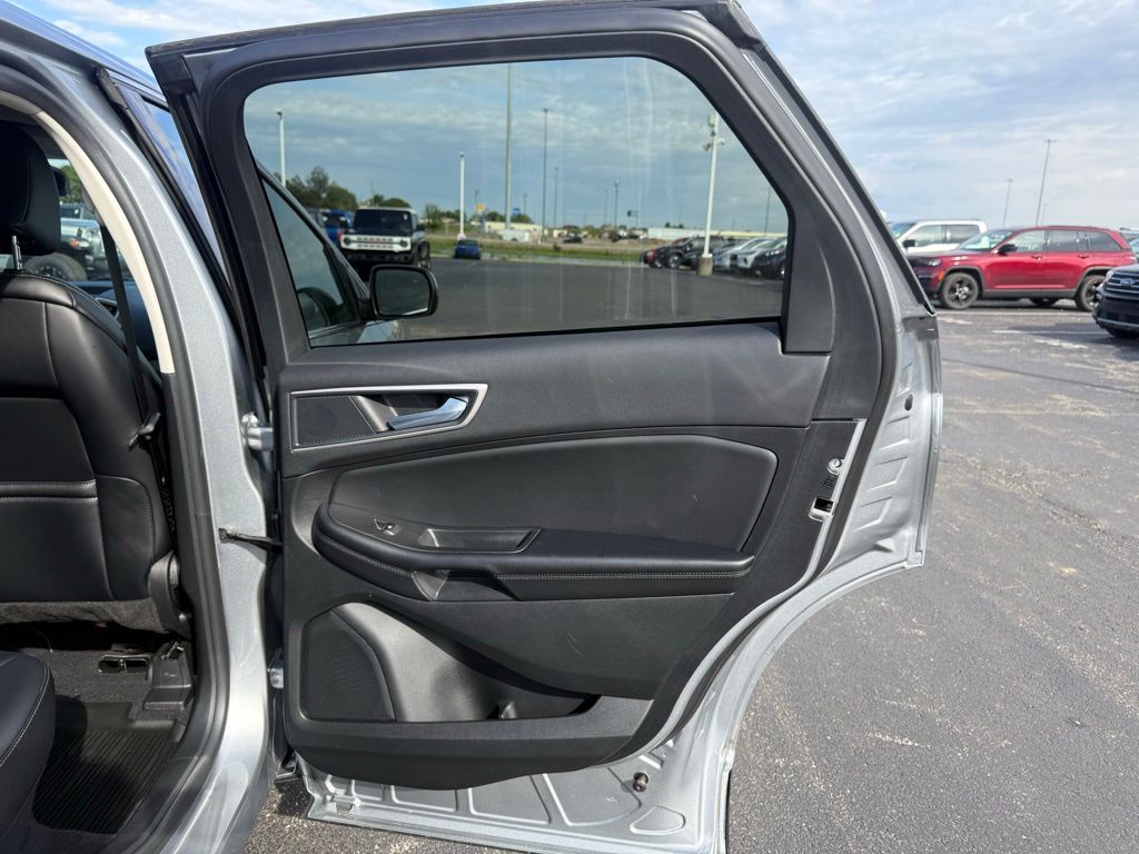 Used 2023 Ford Edge - photo 49