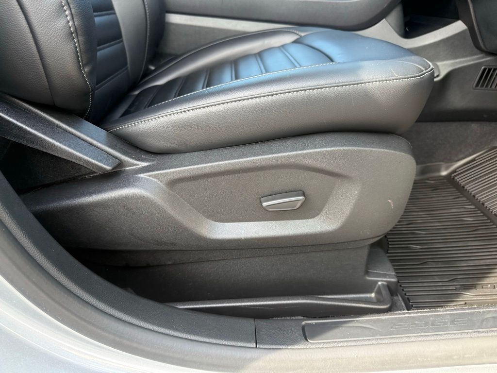 Used 2023 Ford Edge - photo 54