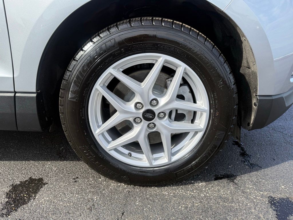 Used 2023 Ford Edge - photo 56