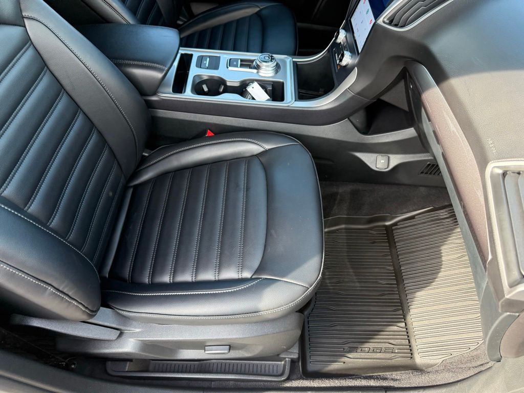 Used 2023 Ford Edge - photo 59
