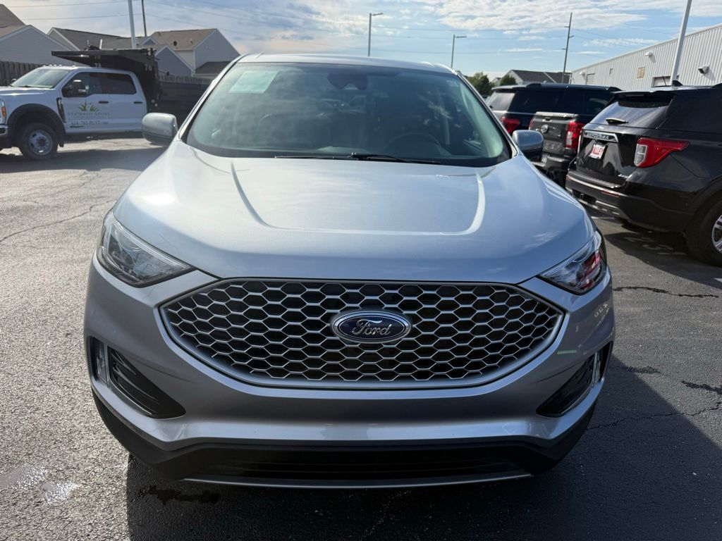 Used 2023 Ford Edge - photo 10