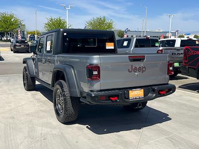 2020 Jeep Gladiator Crew Cab 4x4 Pickup for sale #134475D - photo 2