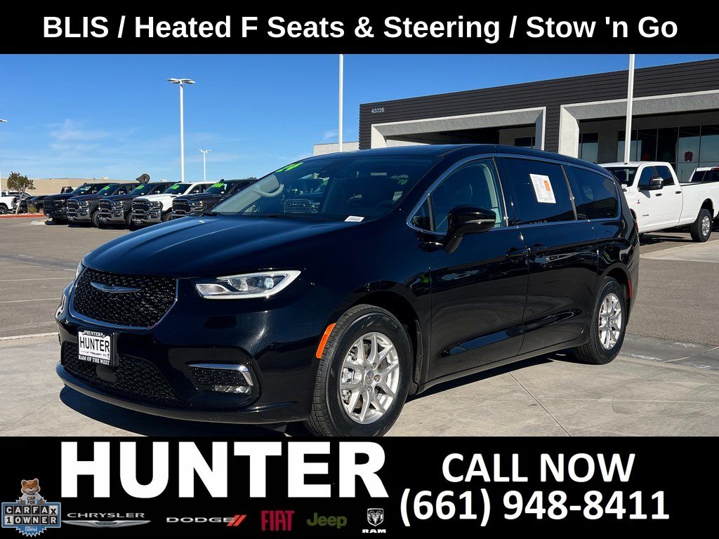 Used 2024 Chrysler Pacifica - photo 6