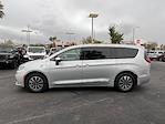 2023 Chrysler Pacifica FWD Minivan for sale #506531R - photo 2