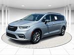 2023 Chrysler Pacifica FWD Minivan for sale #559957R - photo 1