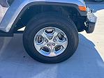 2021 Jeep Gladiator Crew Cab 4WD Pickup for sale #578815R - photo 8