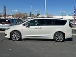 2017 Chrysler Pacifica FWD Minivan for sale #616320D - photo 3