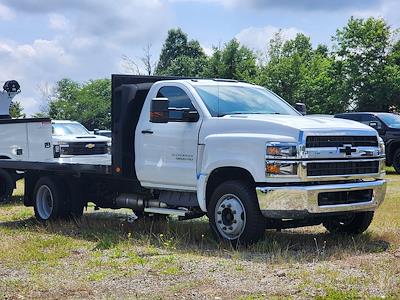 2024 Chevrolet Silverado 5500 Regular Cab DRW 2WD Flatbed Truck for sale #CR59816 - photo 1
