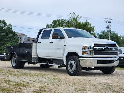 2024 Chevrolet Silverado 5500 Crew Cab DRW 2WD Flatbed Truck for sale #CR88524 - photo 1