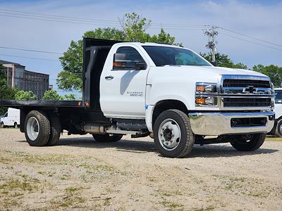 2024 Chevrolet Silverado 5500 Regular Cab DRW 2WD Flatbed Truck for sale #CR88535 - photo 1