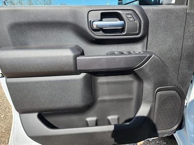 New 2025 Chevrolet Silverado 3500 - photo 1