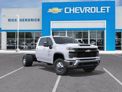 2025 Chevrolet Silverado 3500 Crew Cab DRW 4WD DuraMag Hauler Body for sale #CS73217 - photo 2