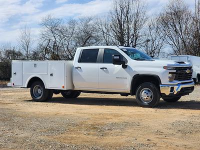New 2025 Chevrolet Silverado 3500 - photo 1