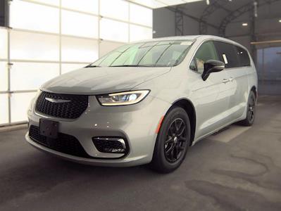 2024 Chrysler Pacifica FWD Minivan for sale #129705C01 - photo 2
