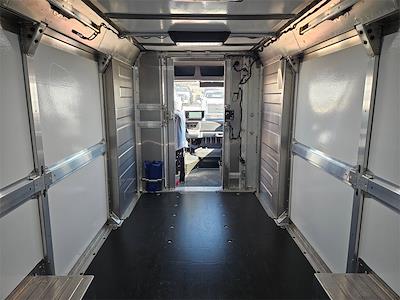 New 2025 Chevrolet BrightDrop 600 - photo 1