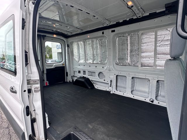 Used 2015 Ford Transit 250 - photo 8