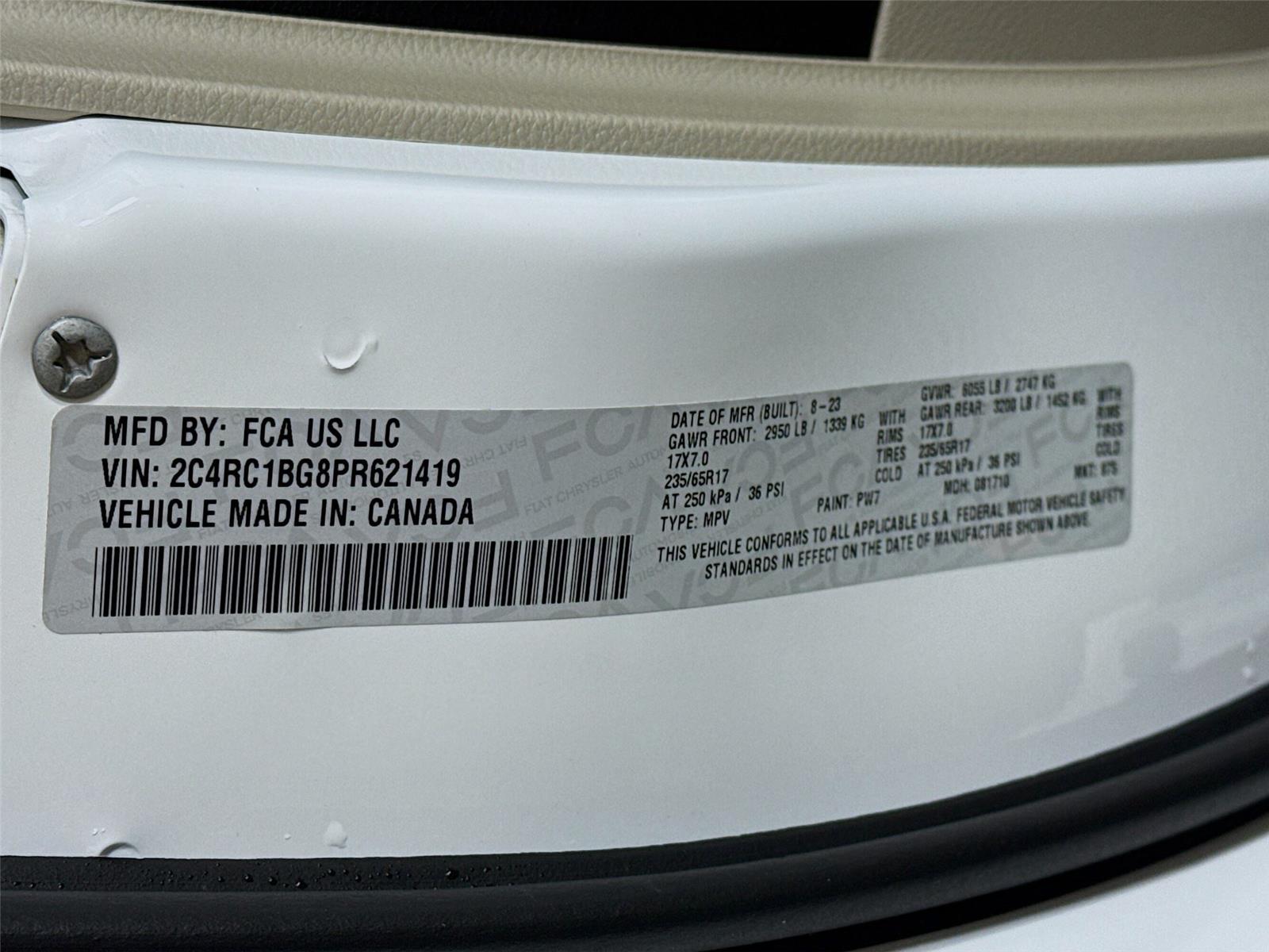 Used 2023 Chrysler Pacifica - photo 27