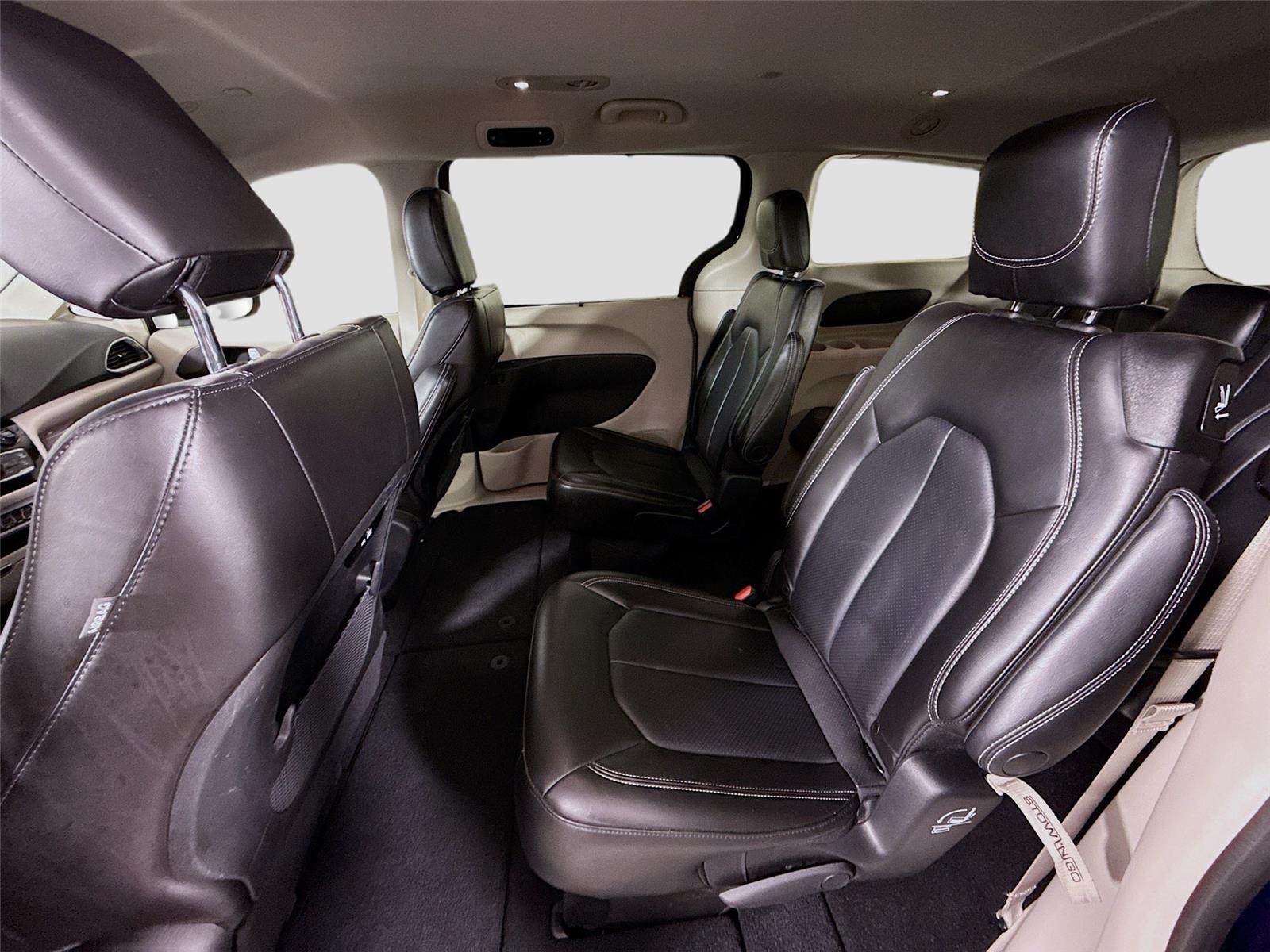 Used 2023 Chrysler Pacifica - photo 18