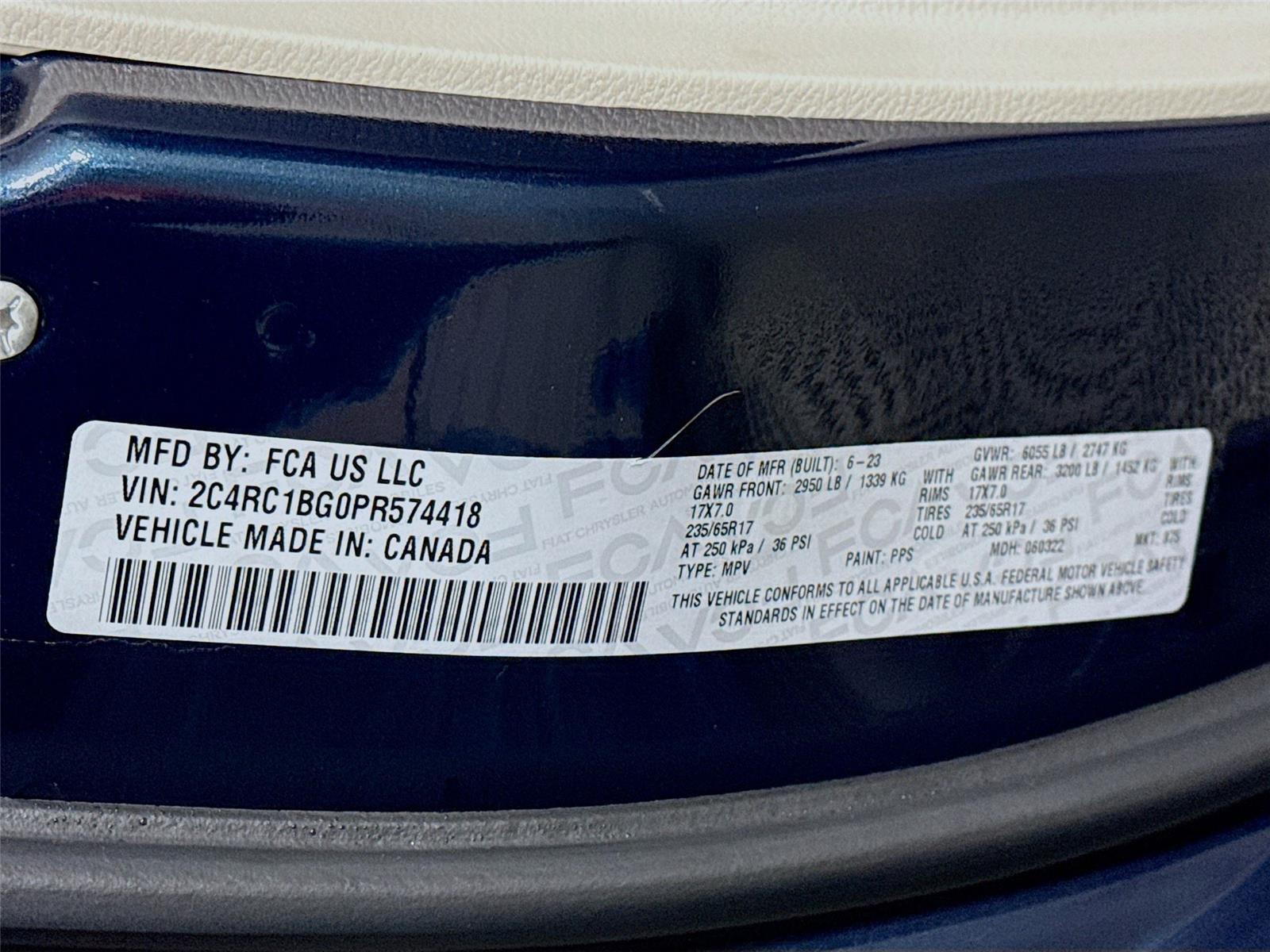 Used 2023 Chrysler Pacifica - photo 27