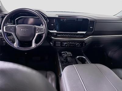 Used 2023 Chevrolet Silverado 1500 - photo 1