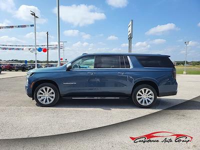 New 2025 Chevrolet Suburban - photo 1