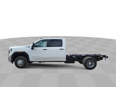 2025 GMC Sierra 3500 Crew Cab 4WD, Cab Chassis for sale #S225 - photo 1