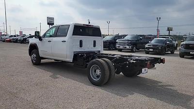 2025 GMC Sierra 3500 Crew Cab 4WD, Cab Chassis for sale #S225 - photo 2