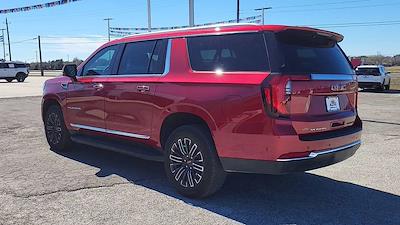 Used 2025 GMC Yukon XL - photo 1