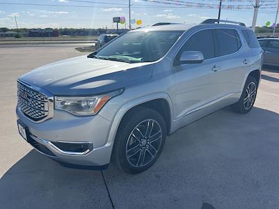 Used 2019 GMC Acadia - photo 1