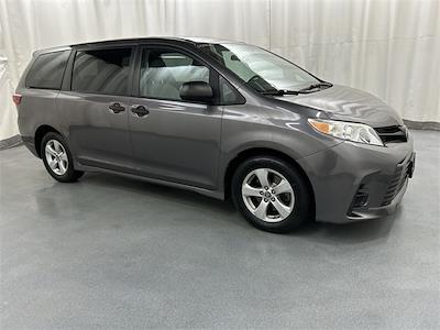 2019 Toyota Sienna 4x2 Minivan for sale #51295AQ - photo 1