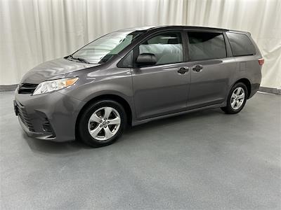 2019 Toyota Sienna 4x2 Minivan for sale #51295AQ - photo 2