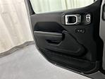 2021 Jeep Gladiator Crew Cab 4x4 Pickup for sale #51325AQ - photo 22