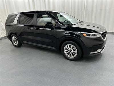 2024 Kia Carnival FWD Minivan for sale #51689AQ - photo 1