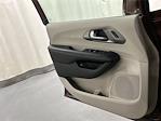 Used 2022 Chrysler Pacifica Touring L Minivan for sale #51981AQ - photo 20