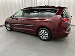 Used 2022 Chrysler Pacifica Touring L Minivan for sale #51981AQ - photo 4
