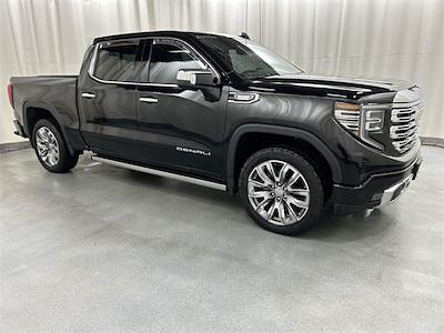 Used 2025 GMC Sierra 1500 - photo 1