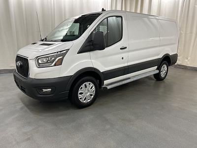 Used 2023 Ford Transit 250 - photo 2
