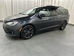 2019 Chrysler Pacifica FWD Minivan for sale #FF161 - photo 3