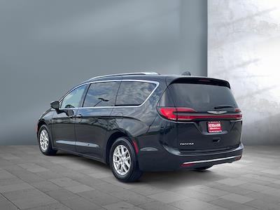 2021 Chrysler Pacifica FWD Minivan for sale #210900 - photo 2