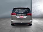 2017 Chrysler Pacifica FWD Minivan for sale #210990A - photo 5