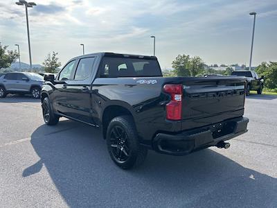 2022 Chevrolet Silverado 1500 Crew Cab 4WD Pickup for sale #B23807A - photo 2