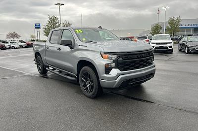 New 2025 Chevrolet Silverado 1500 Custom Crew Cab 4WD Pickup for sale #B24151 - photo 1