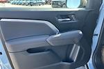 2025 Chevrolet Colorado Crew Cab 4WD Pickup for sale #B24182 - photo 2