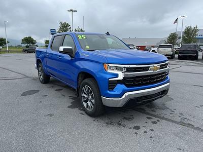 New 2025 Chevrolet Silverado 1500 LT Crew Cab 4WD Pickup for sale #B24242 - photo 1