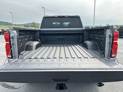 2025 Chevrolet Silverado 2500 Crew Cab 4WD Pickup for sale #B24302 - photo 1