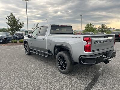 2025 Chevrolet Silverado 2500 Crew Cab 4WD Pickup for sale #B24591 - photo 2
