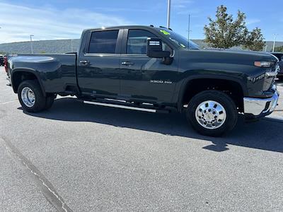 2026 Chevrolet Silverado 3500 Crew Cab 4WD Pickup for sale #B24630 - photo 1