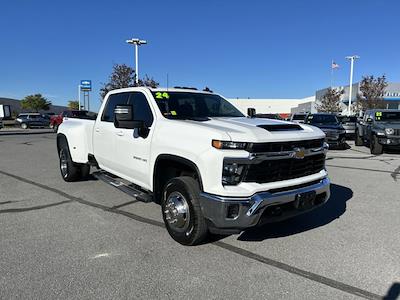 2024 Chevrolet Silverado 3500 Crew Cab 4WD Pickup for sale #B24648B - photo 1