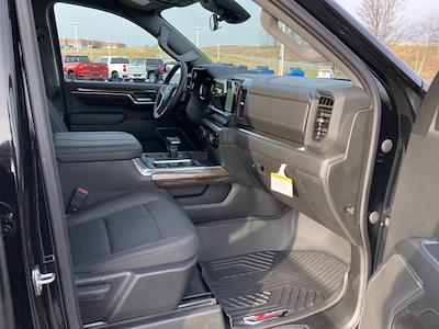 Used 2023 Chevrolet Silverado 1500 - photo 1