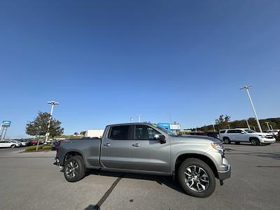 New 2026 Chevrolet Silverado 1500 LT Crew Cab 4WD Pickup for sale #B24678 - photo 1